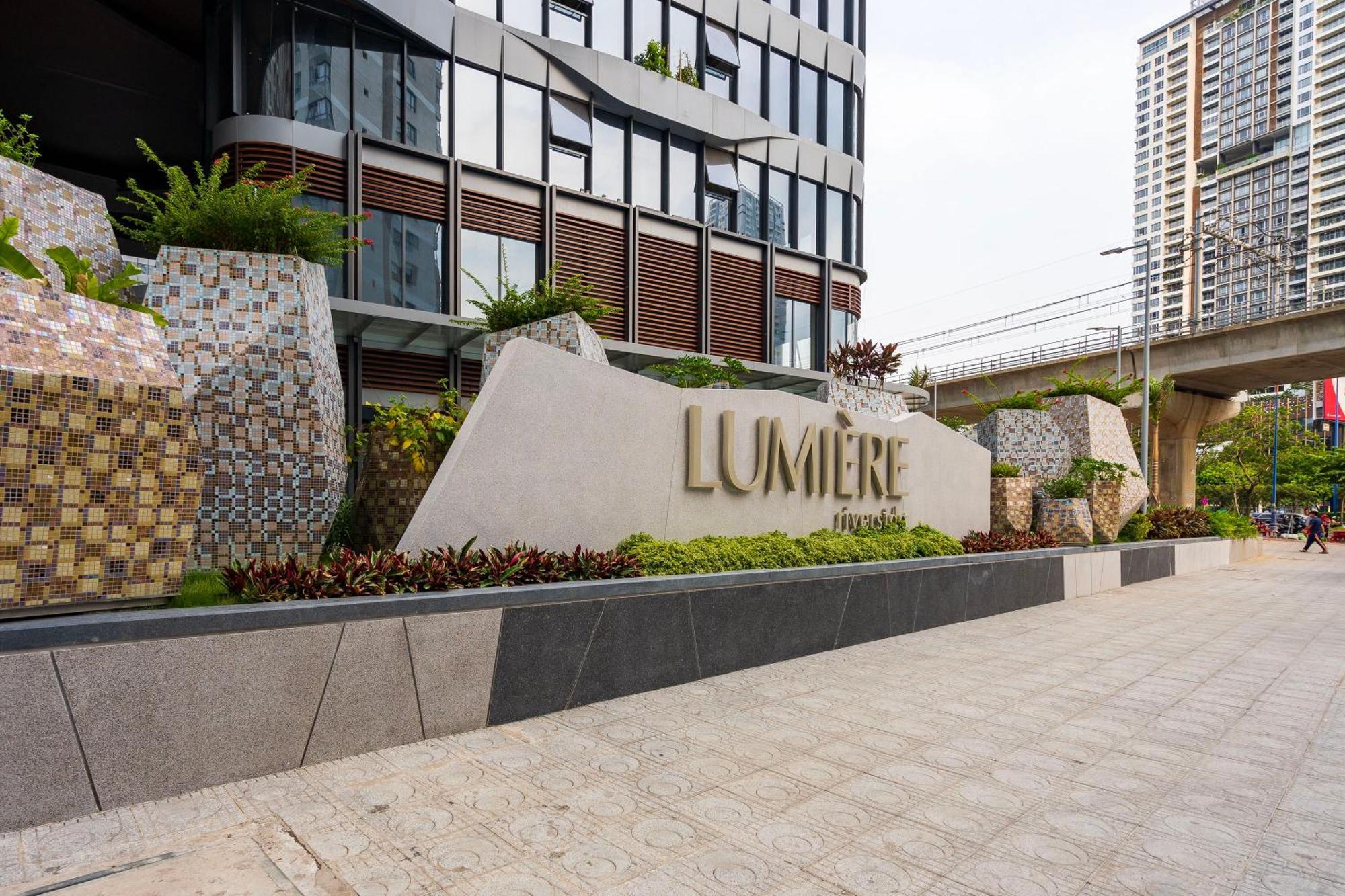 Lumiere Riverside Infinity Pool TP. Hồ Chí Minh